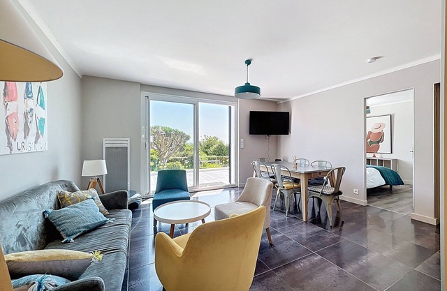 Charming villa with sea view