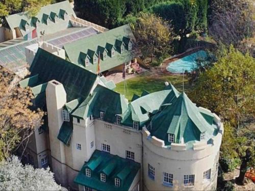 Chartwell Castle & Guest House