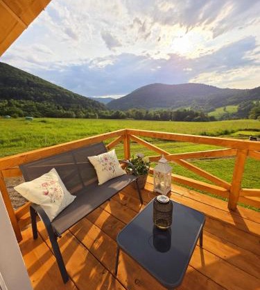 Chatka Niedźwiadka - domki w górach z widokiem na Beskid Niski Sauna, balia i kominek