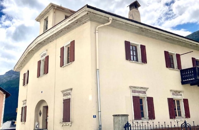 Chesa alb sco'l floc