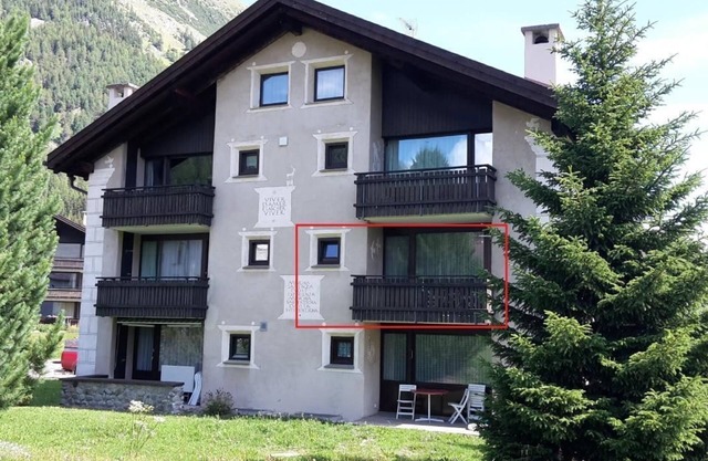 Chesa Arettas Walz - Public transport included