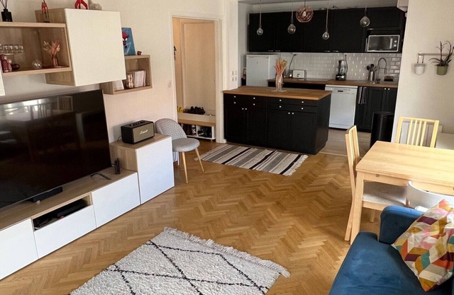 Chez Lili et David, just outside Paris