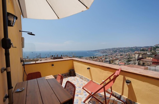 Chiaia Stunning SeaView StudioFlat with 2 Terraces By HouseinNaples