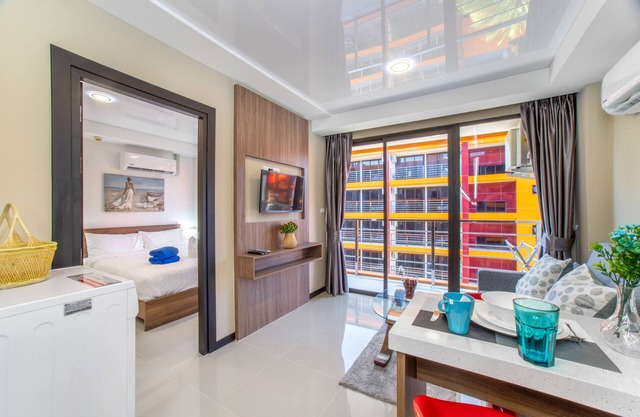 Chic 1BR Steps to Nai Harn Beach S609