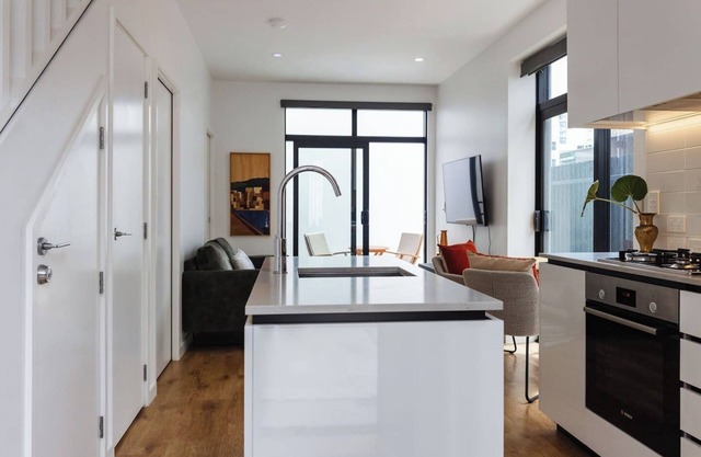 Chic 2BR Apartment | Secure Gated Complex in CBD