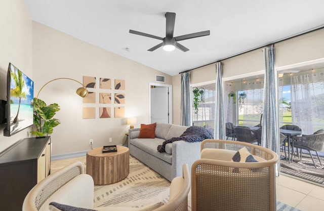 Chic 3BR Waterfront Stay in Cape Coral