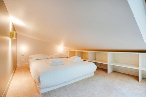 Chic and Cosy Apartment-Canal Saint Martin