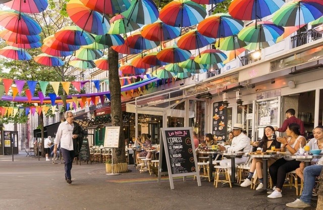 CHIC MARAIS SOUPLEX: LUXURY 6 BED APARTMENT NEAR ARCHIVES AND PLACE DES VOSGES