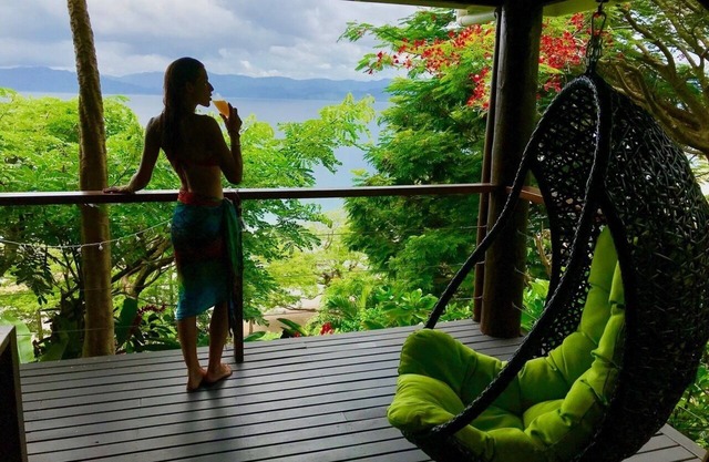 Chic Serene & Secluded Beachfront Villa - Your Own Private Resort