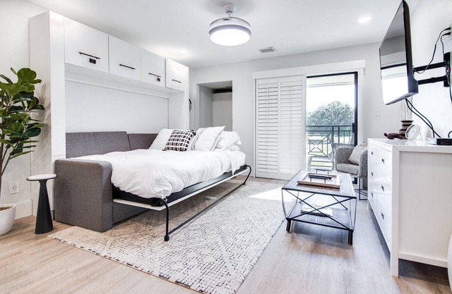Chic Studio Condo w/Murphy Bed | Desk | Kitchenette & Golf Views – Perfect for Work & Relaxation!
