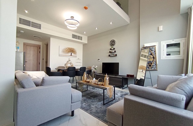 Chic villa in superb Dubai with WiFi, AC, front yard and Back yard
