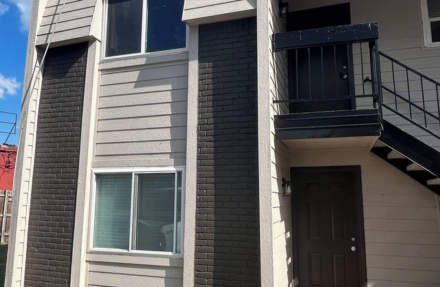 Chill host and convenient location