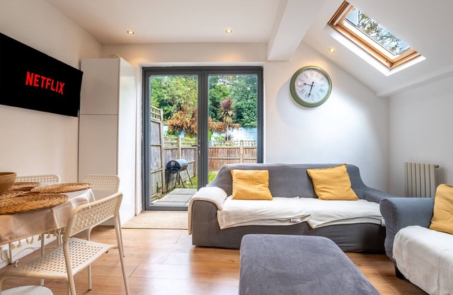 Chiswick 3Bed Garden-BBQ-Smart TV Kew Gardens