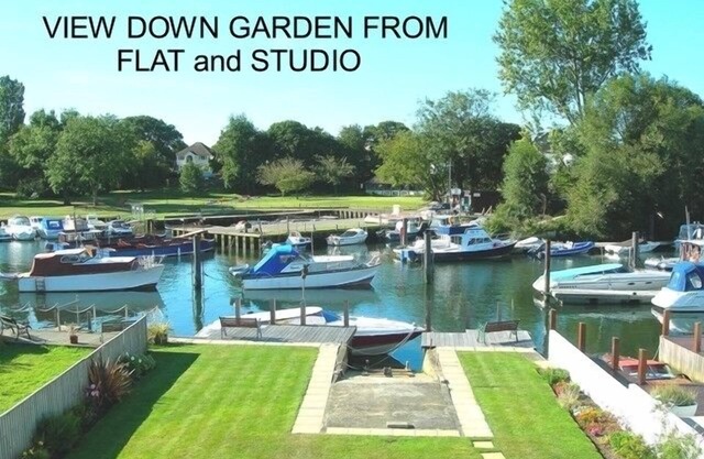 CHRISTCHURCH RIVERSIDE FLAT- fishing available