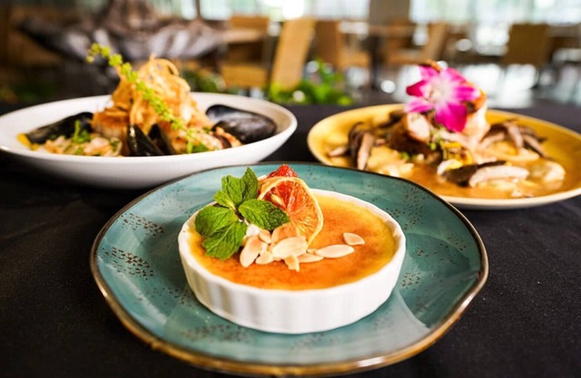 Christmas Welk California 1 bedroom (inquire about 2 bedroom lock off)