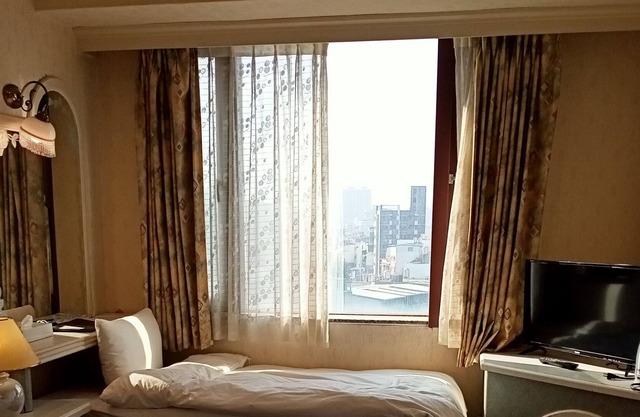 Chungli Business Hotel