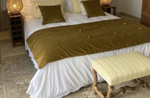 CIME CABRIÈRES D'AIGUES GUEST ROOM