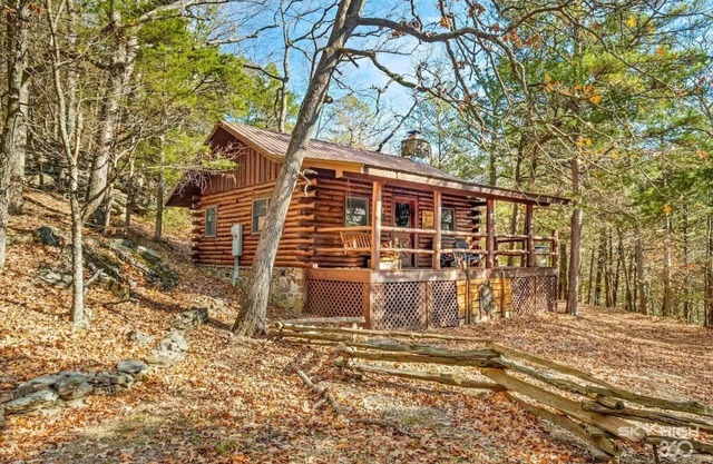 Cinnamon Valley - The Cherokee