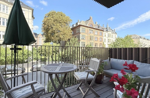 City Apartment in Frederiksberg with 2 bedrooms sleeps 4