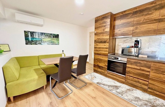 City Charm Apartments 2