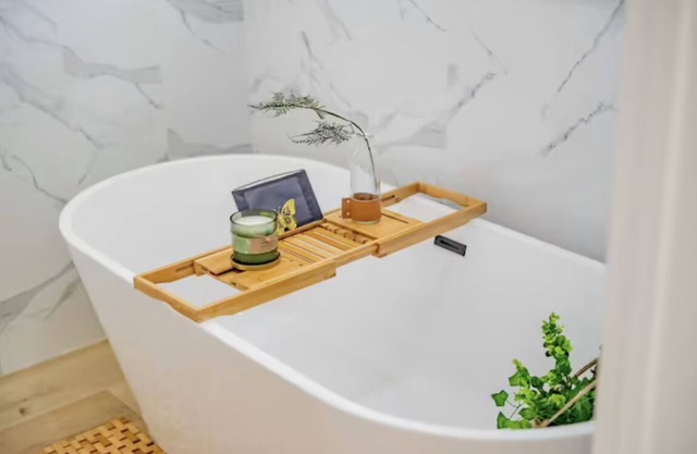 claremont 4 bedroom house with pool