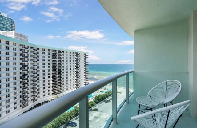 Classic 1BR at The Tides Steps to Sand Great Amenities