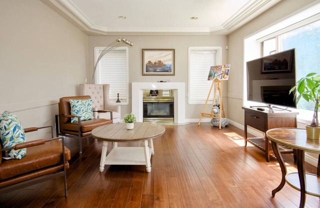 Classic and Cozy House with Air Conditioning