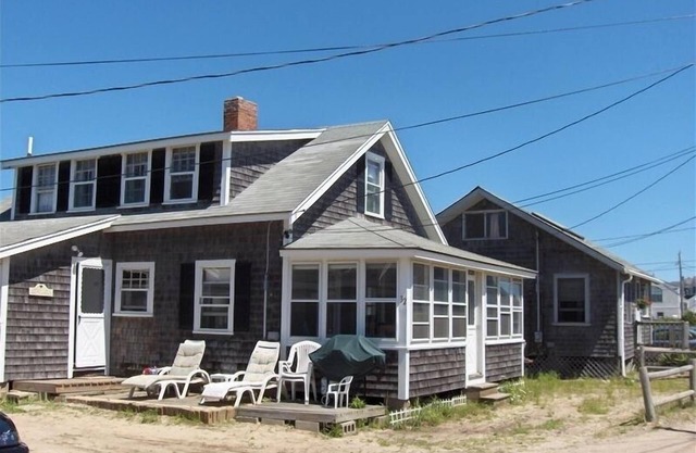 Classic Cape Cod Cottage - Steps from Beach!