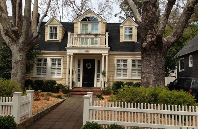 Classic home near great San Anselmo shops