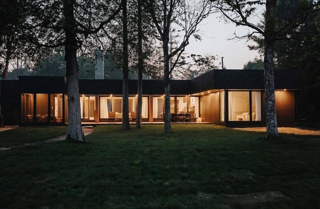 Clay Banks Lakehouse · Door County Lake House 50 min from Lambeau Field