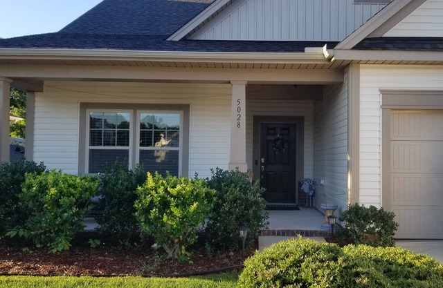 Clean,Comfortable,Quiet, Home away from Home!