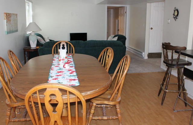 clean, comfortable, roomy, large kitchen, private entrance