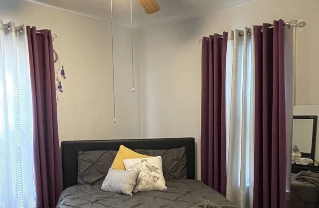Clean, Comfy and Spacious Bedroom