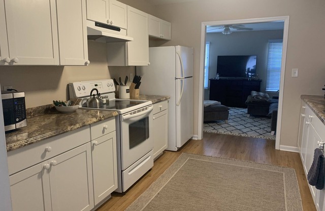 Clean, cozy and updated single story townhouse in a great location!