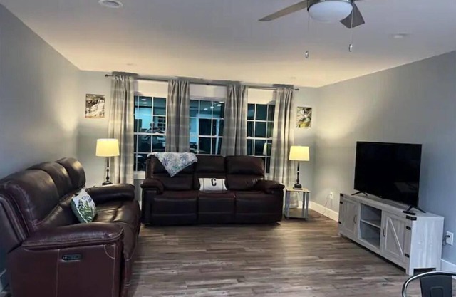 Clean! Pet friendly, New construction, 2 bedrooms, 2 bathrooms, washer-dryer