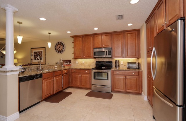 Clean/updated - fast WiFi - Sawgrass Country Club Booking fast! - TPC across A1a