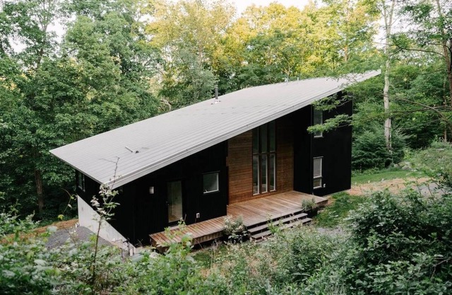 Clementine Creekhouse Retreat in Hankins