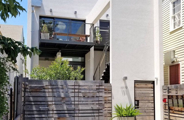 Close-to-it-All/Free Pkng/2 blocks to French Quarter & Frenchmen