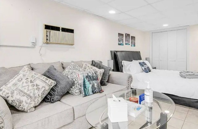 ❤️Close to NYC🗽Free Parking🚗 Ground Level Studio