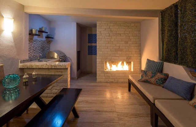 Close to the beach-Penthouse with BBQ and Firepit