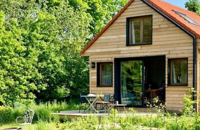 "Clove" wooden house in the countryside