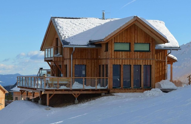 Comfortable vacation home in the skiing and hiking area Klippitztörl