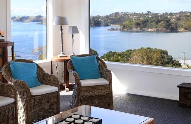 Coast - panoramic views from large spacious home.