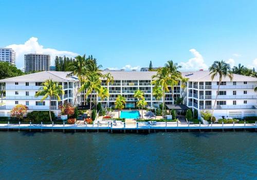 Coastal Escape Walk to Beach Pool and Gym