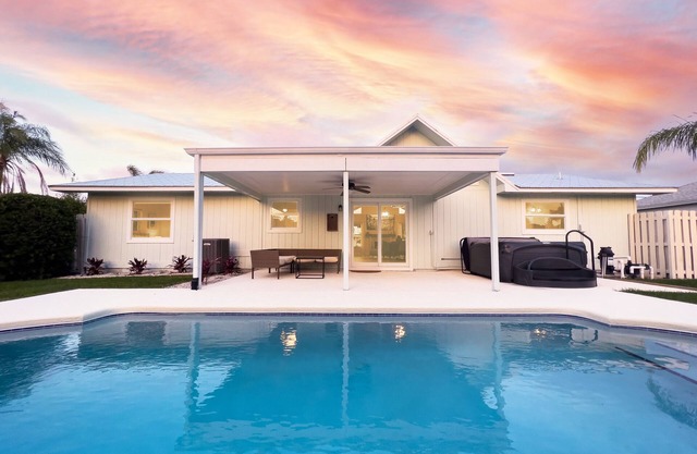 Coastal Gem: Pool, Hot Tub, King Bed, & More