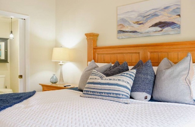 Coastal SeaRenity - The perfect holiday getaway!