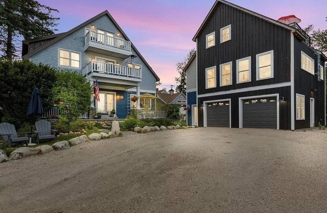Coastal Villa for Family Retreats & Reunions