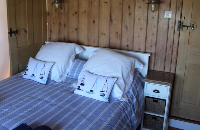 Coastguard Cottage - A Period Cottage