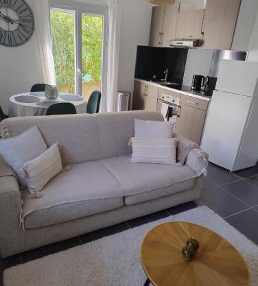 Cocon entre plage et centre ville avec jardinet