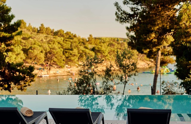 Colentum Resort Murter